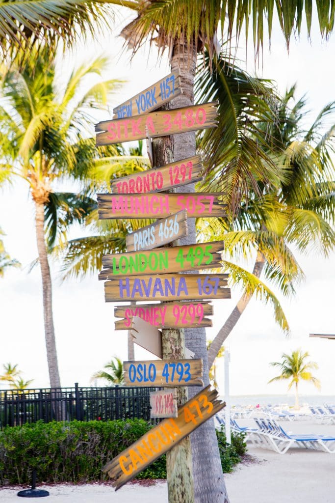 Small Miami Weddings Intimate Weddings and Elopements In The Florida Keys (33)