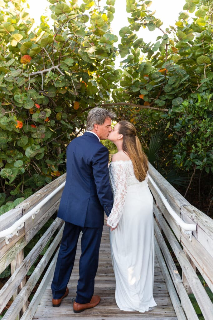 Small Miami Weddings, Elope in Islamorada, intimate wedding resorts in Florida Keys